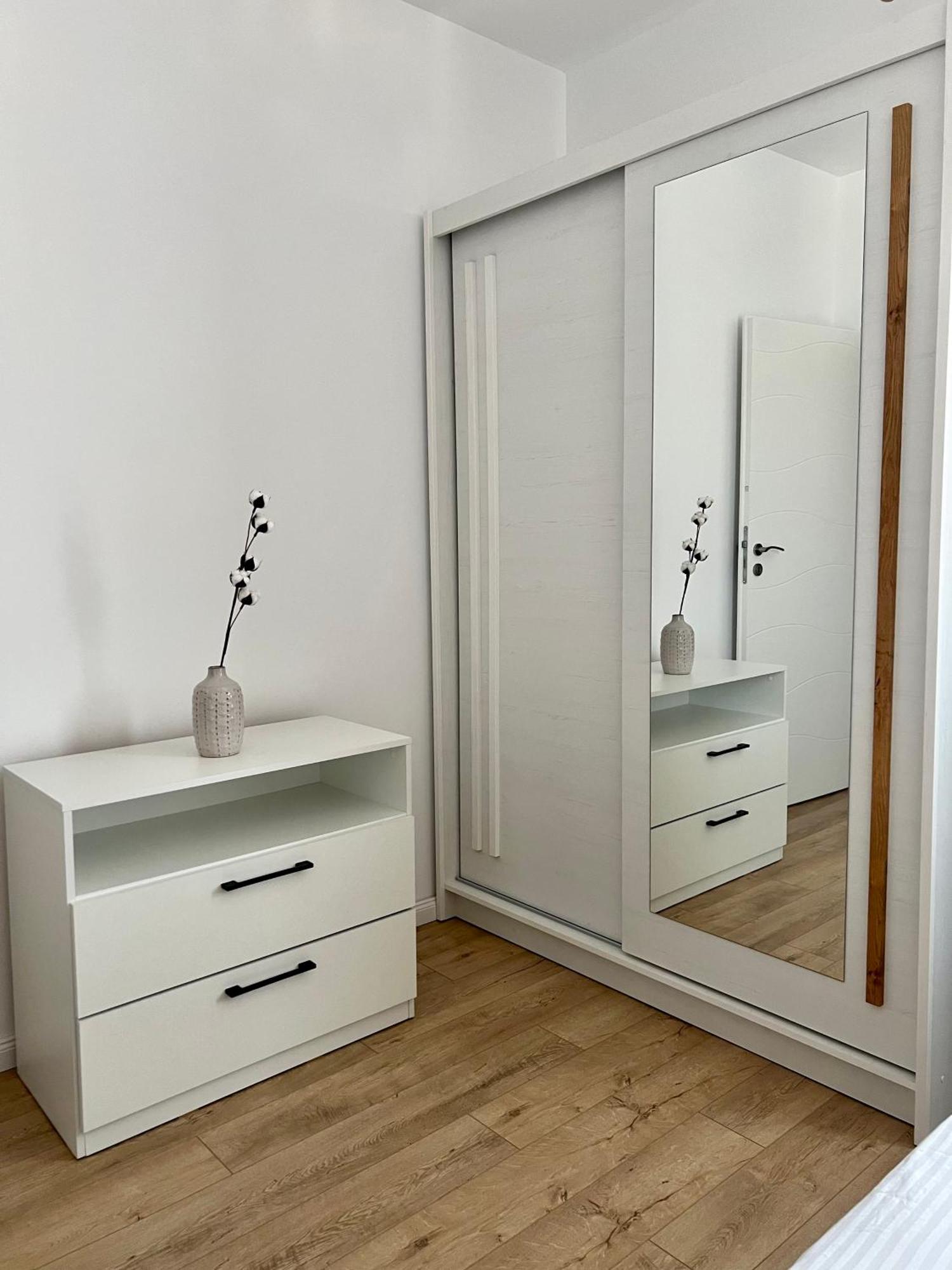 Central Riverfront Apartment Bucureşti Eksteriør bilde
